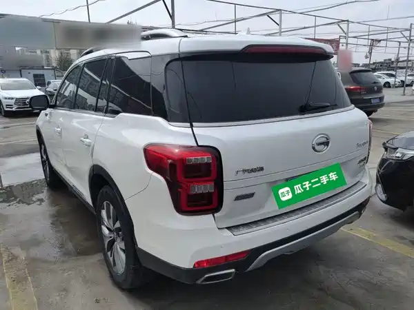 GAC Trumpchi GS8 2017