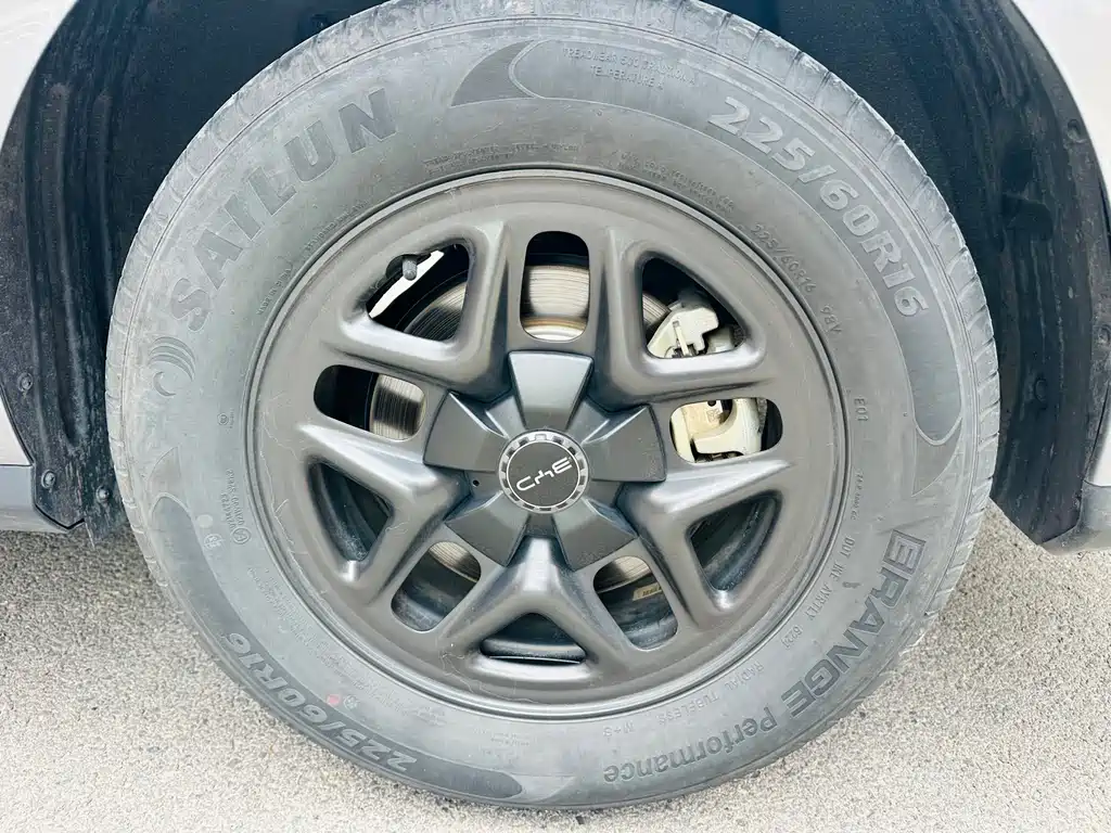 BYD Seal 05 DM-i 2025 — фото 22