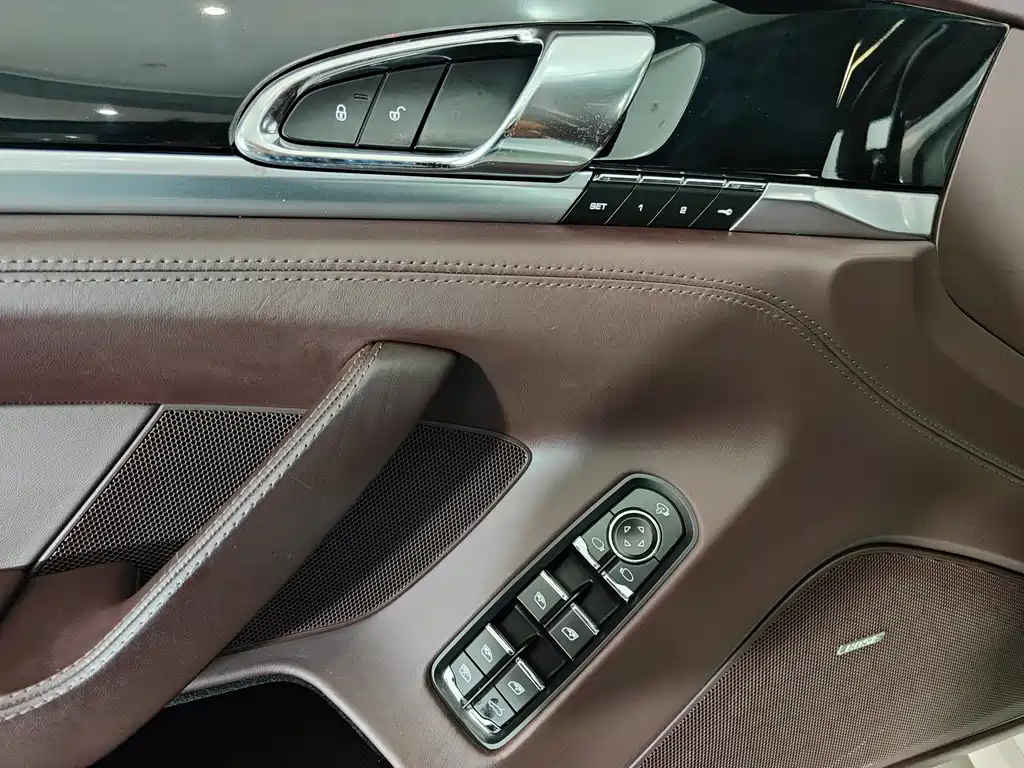 Porsche Panamera 2015 — фото 13