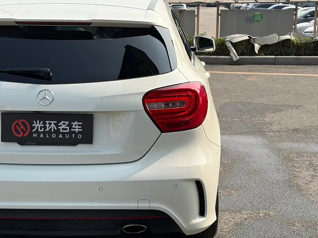 Mercedes-Benz A-Class 2014