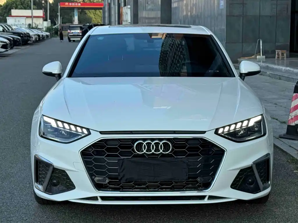 Audi A4L 2022