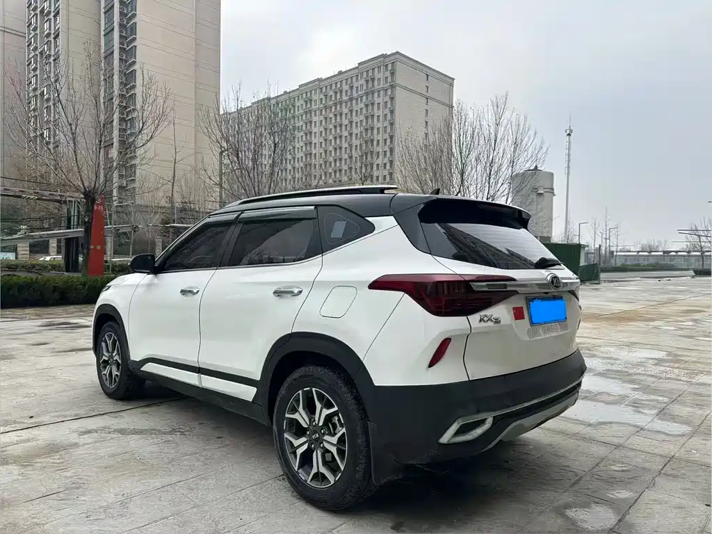 Kia KX3 2020 — фото 6