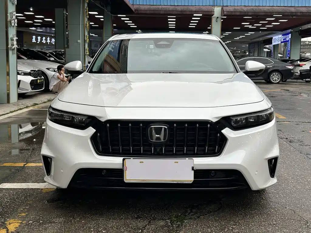 Honda Inspire 2024 — фото 2
