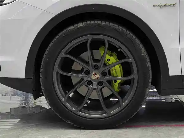 Porsche Cayenne New Energy 2019