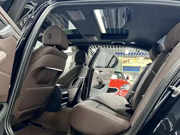 BMW 5 Series 2024