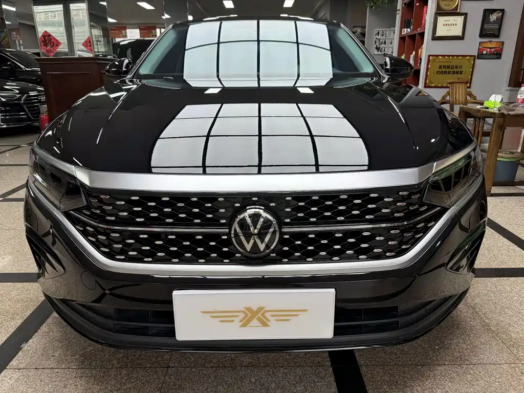 Volkswagen Passat 2024