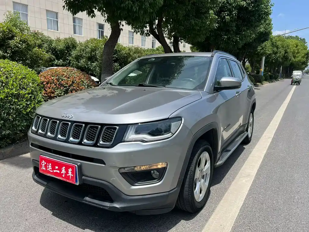 Jeep Compass 2017 — фото 2