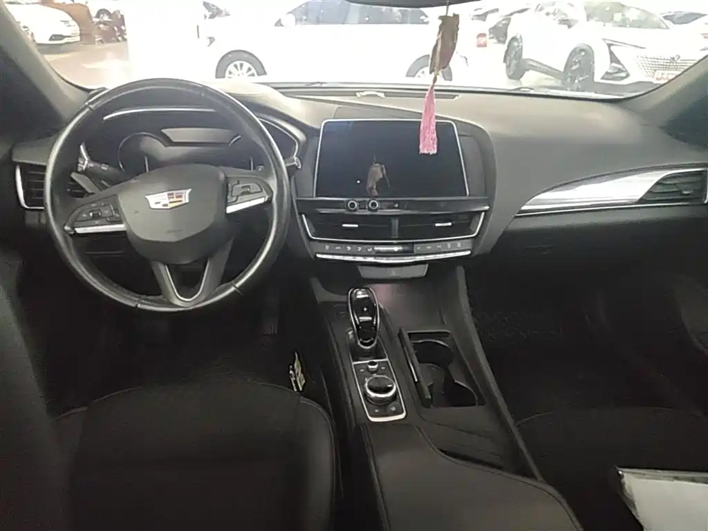 Cadillac CT5 2020 — фото 10