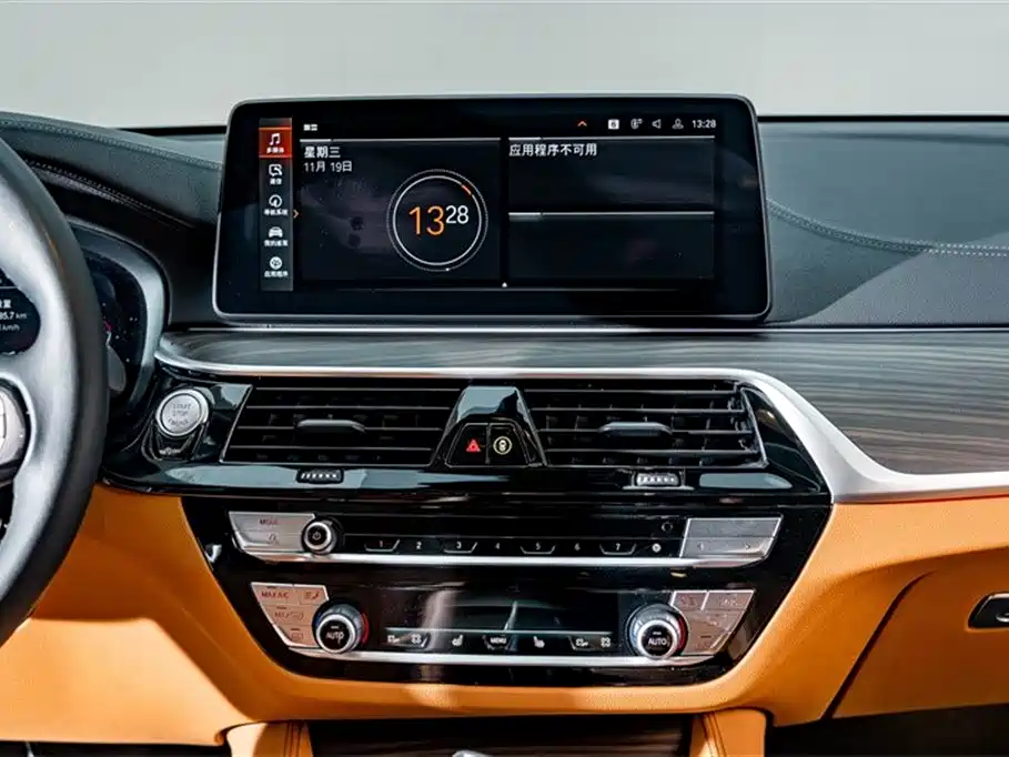 BMW 6 Series GT 2022 — фото 14