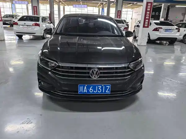 Volkswagen Sagitar 2020