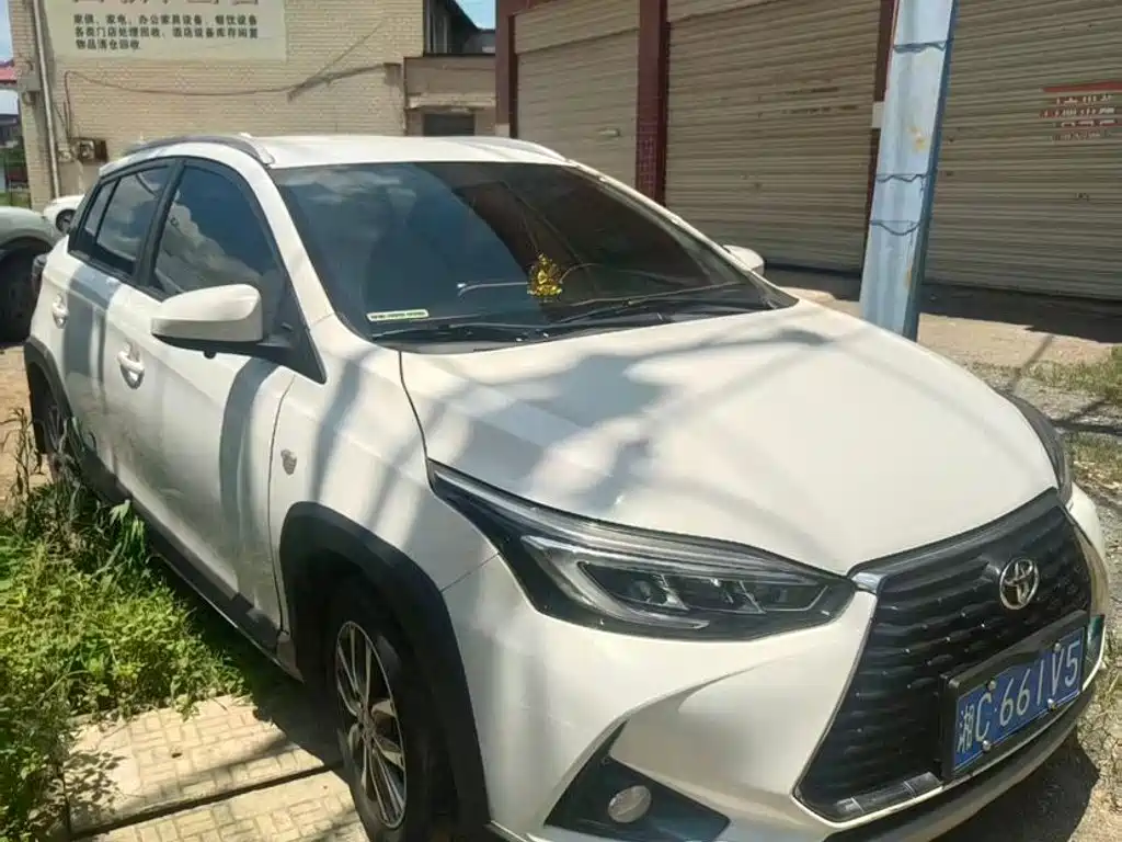 Toyota Yaris L 2022