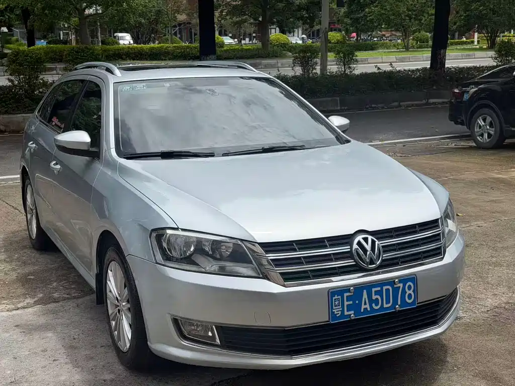 Volkswagen Gran Lavida 2014