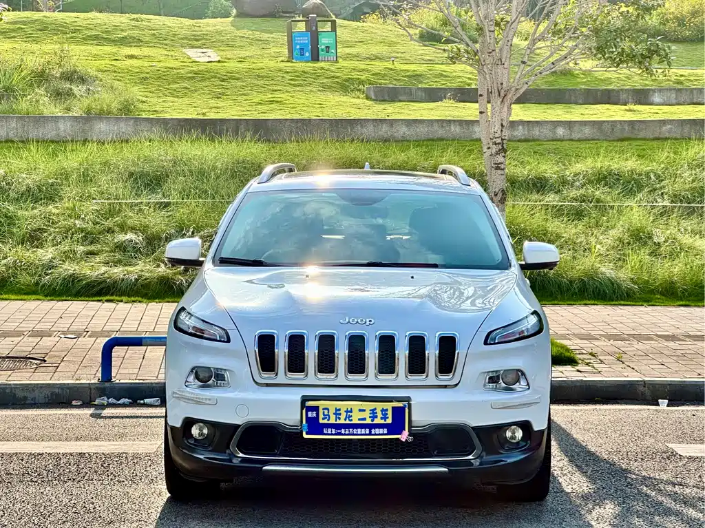 Jeep Cherokee 2018 — фото 2