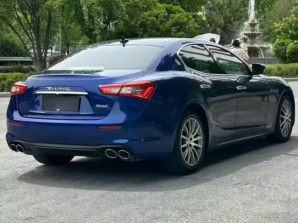 Maserati Ghibli 2018 — фото 6