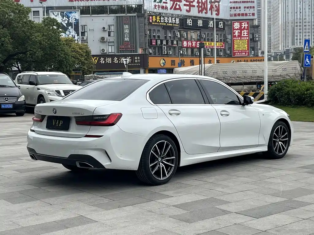 BMW 3 Series 2020