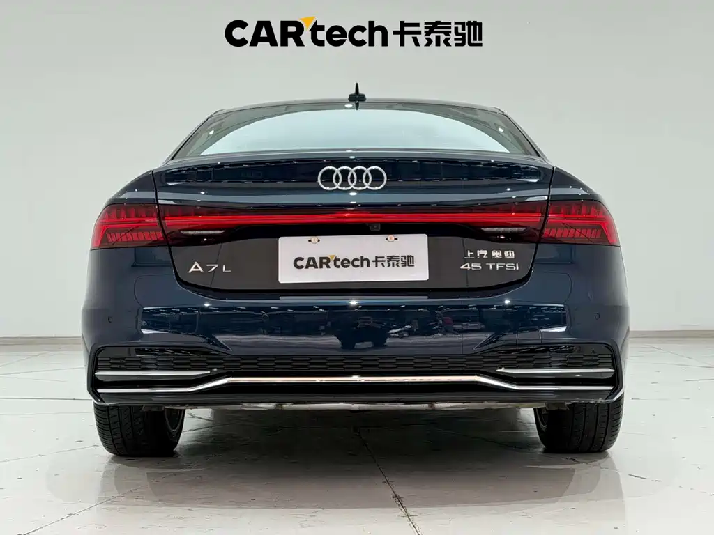 Audi A7L 2023 — фото 9