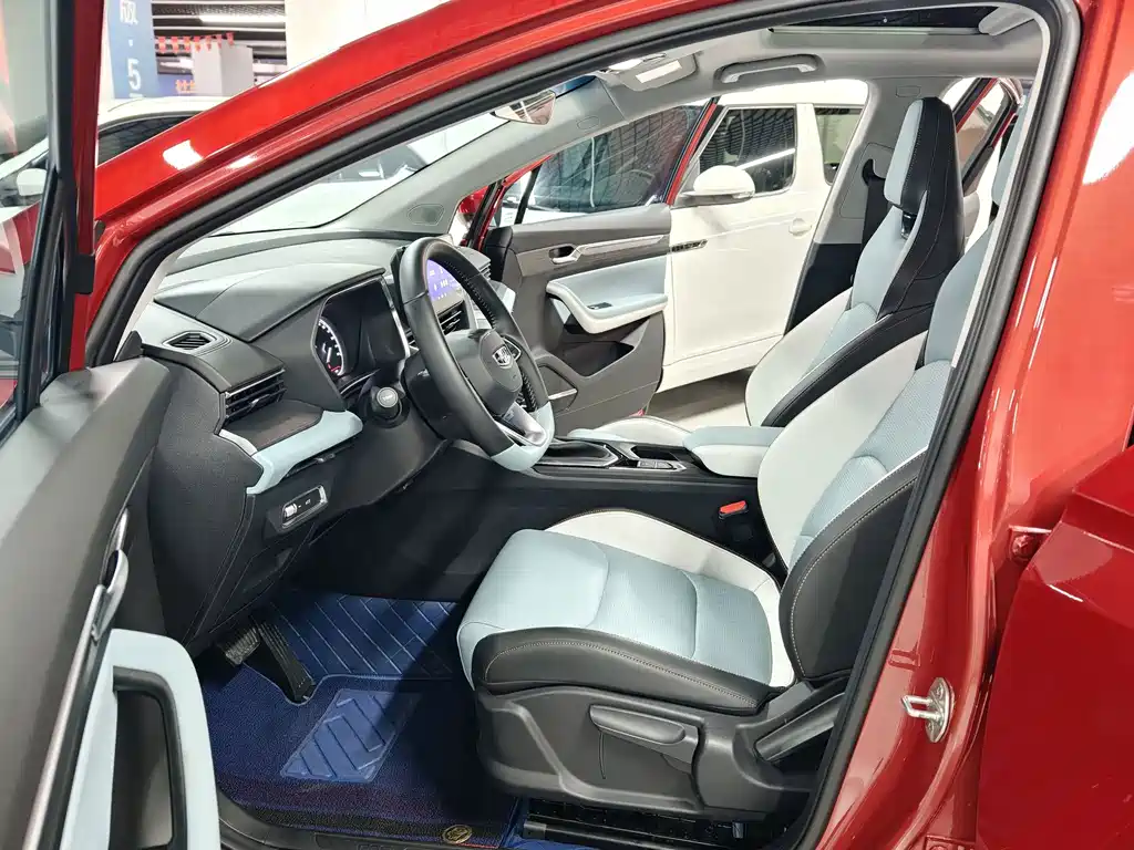 Geely Emgrand S 2023