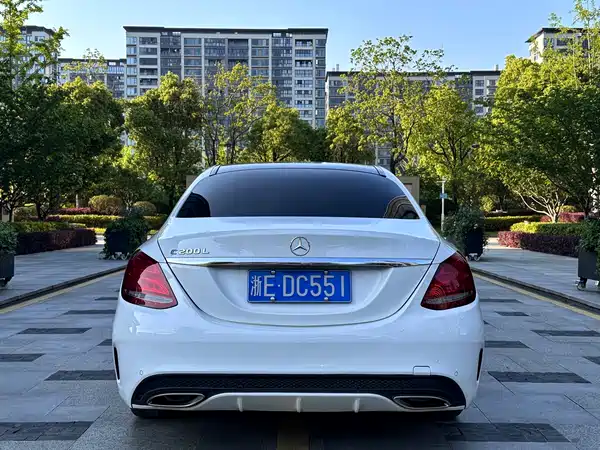 Mercedes-Benz C-Class 2017