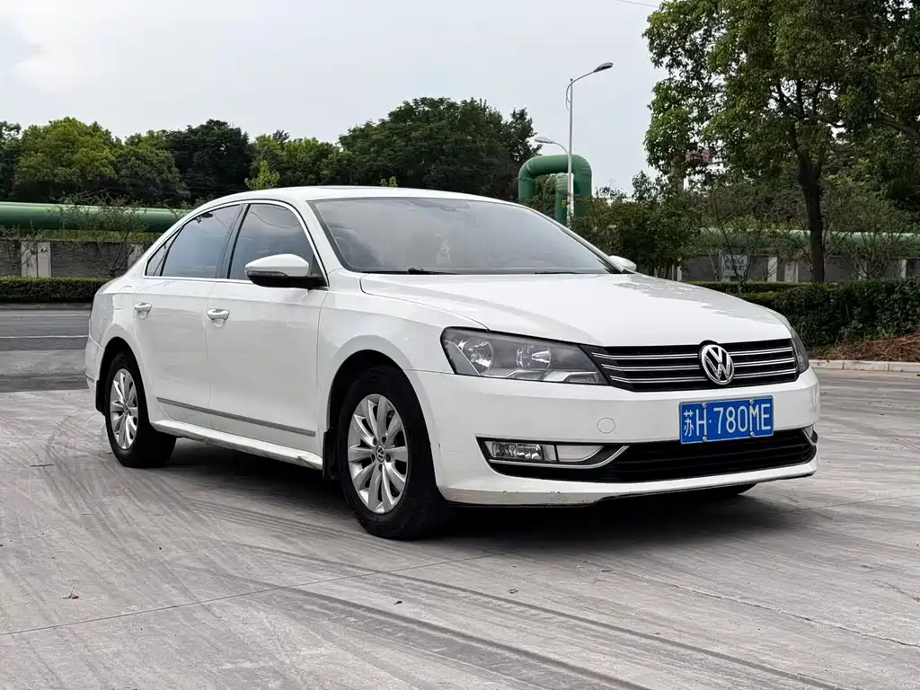 Volkswagen Passat 2012