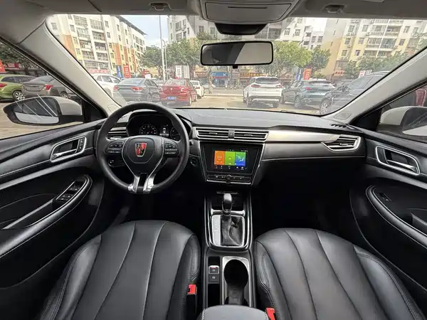 Roewe i5 2020