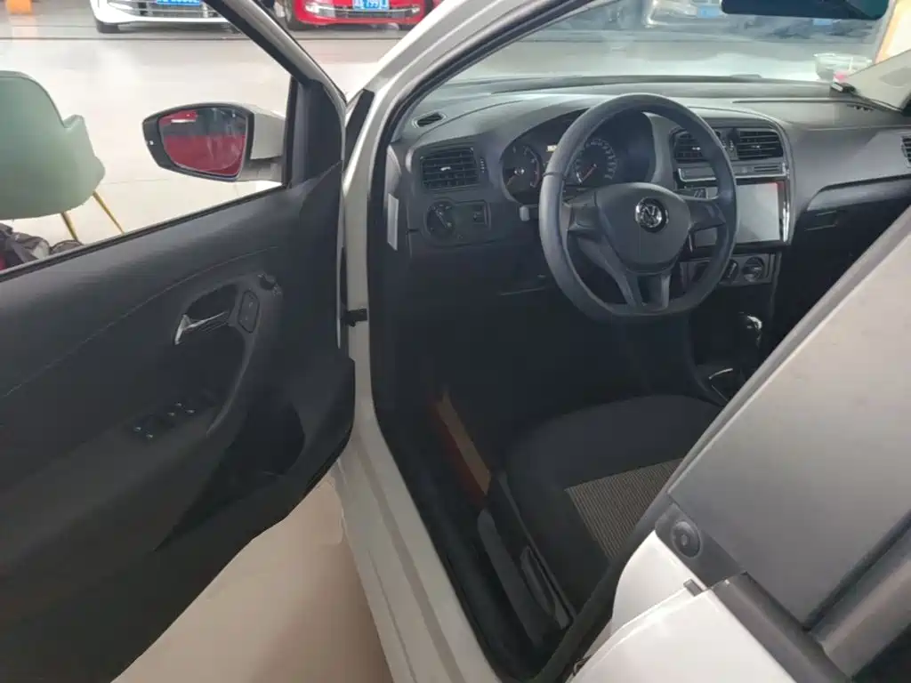 Volkswagen Polo 2019 — фото 16