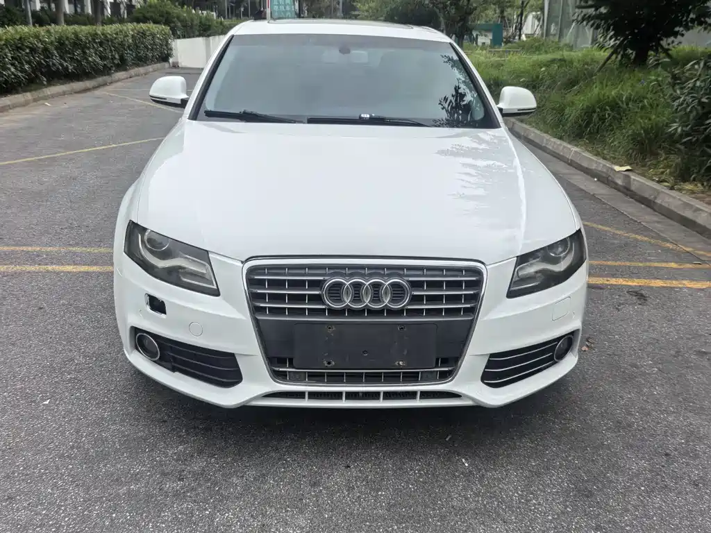 Audi A4L 2011