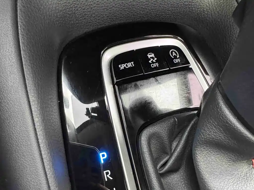 Toyota Corolla 2023 — фото 27