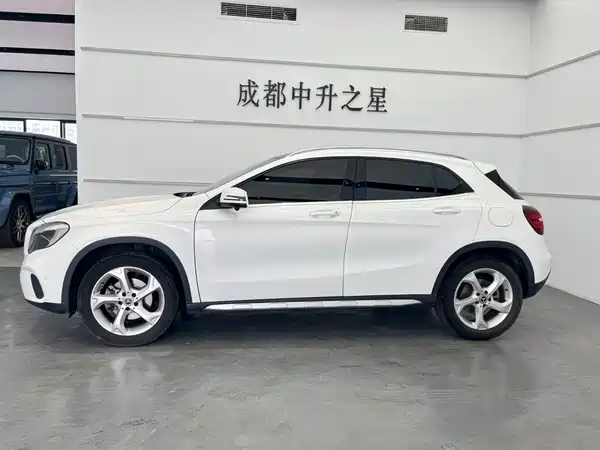 Mercedes-Benz GLA 2019