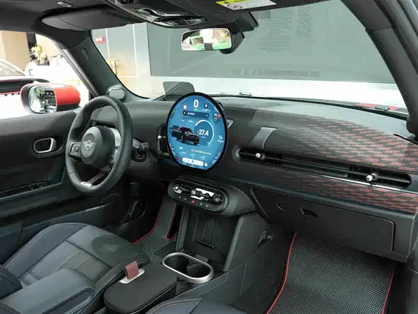 MINI JCW 2026