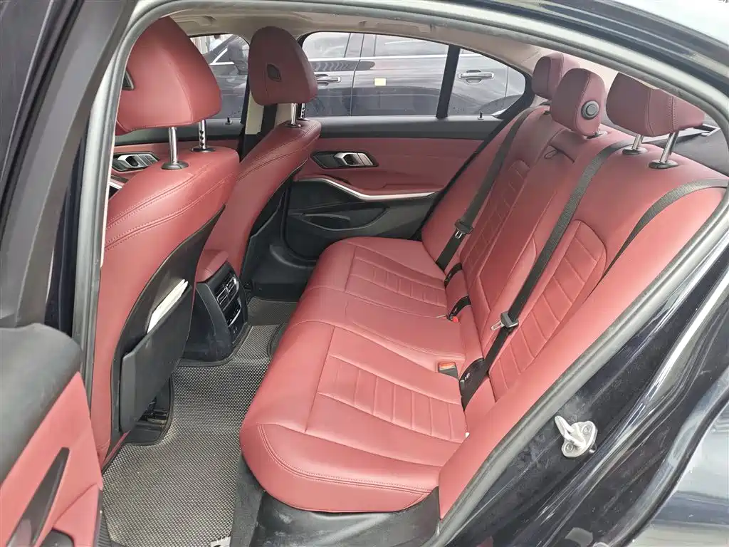 BMW 3 Series 2021