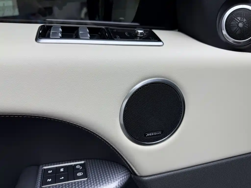 Land Rover Range Rover Sport 2019 — фото 38