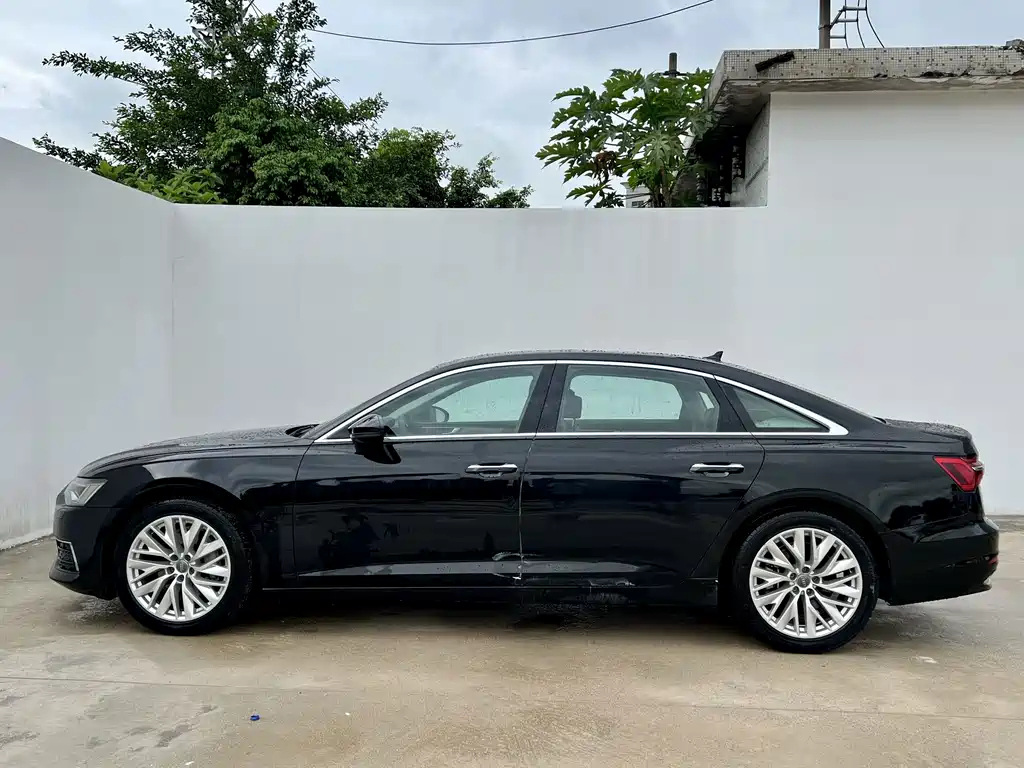Audi A6L 2020