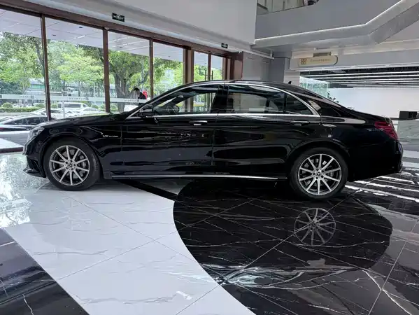 Mercedes-Benz S-Class AMG 2015