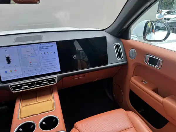 Li Auto L7 2025