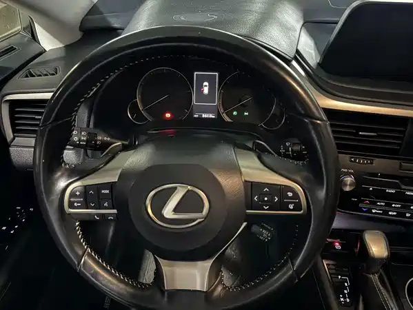 Lexus RX 2022