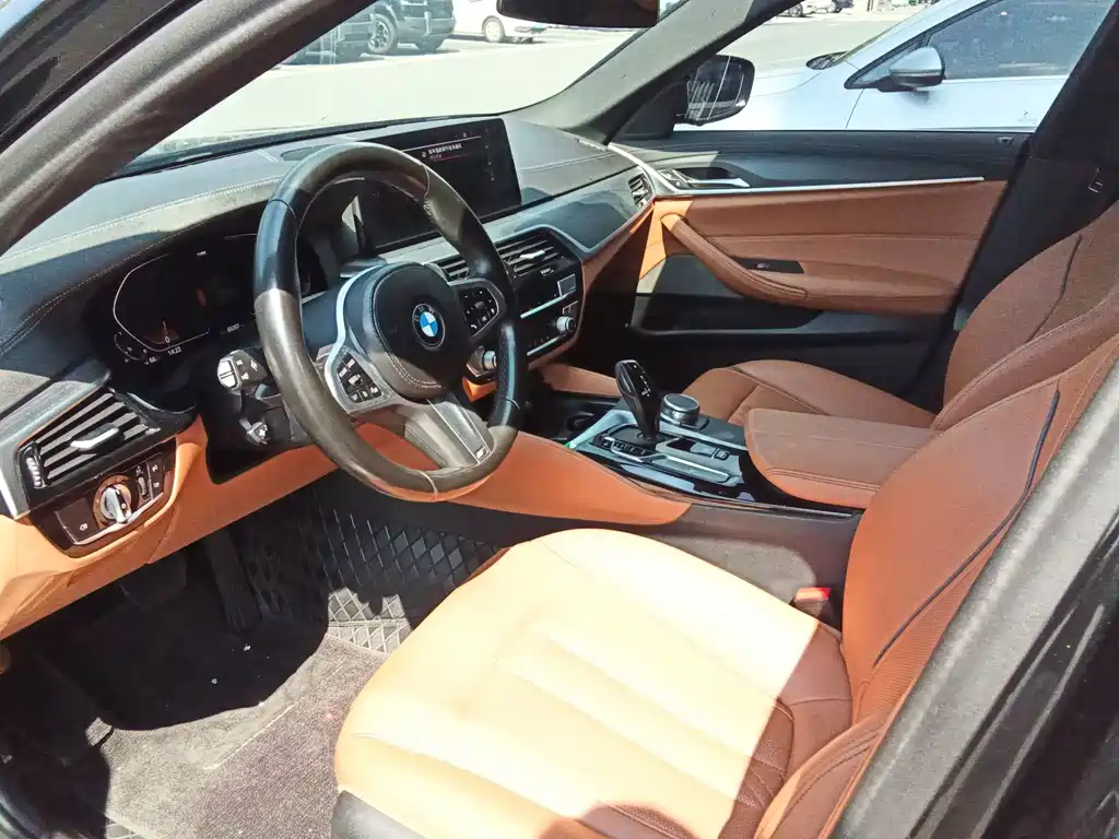 BMW 5 Series 2022