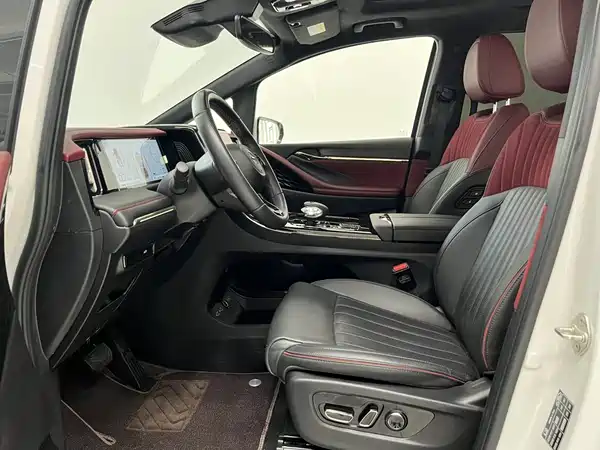 GAC Trumpchi M8 2024