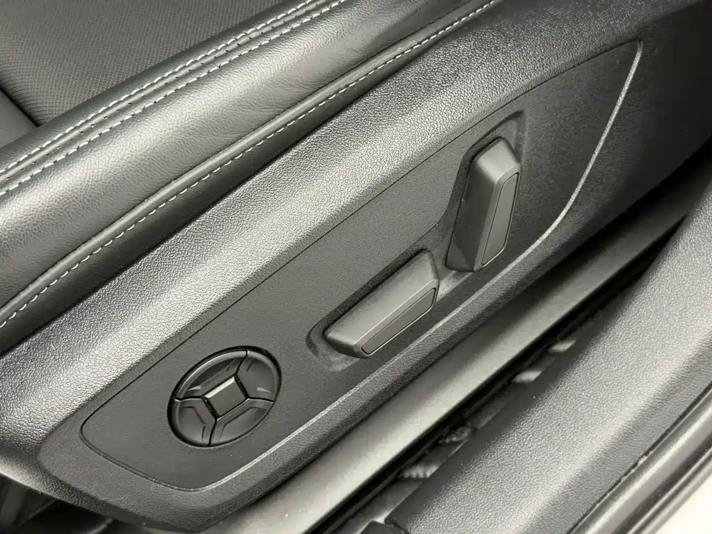 Audi A3 2023 — фото 16