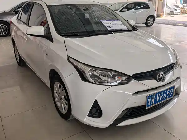 Toyota Yaris L 2019
