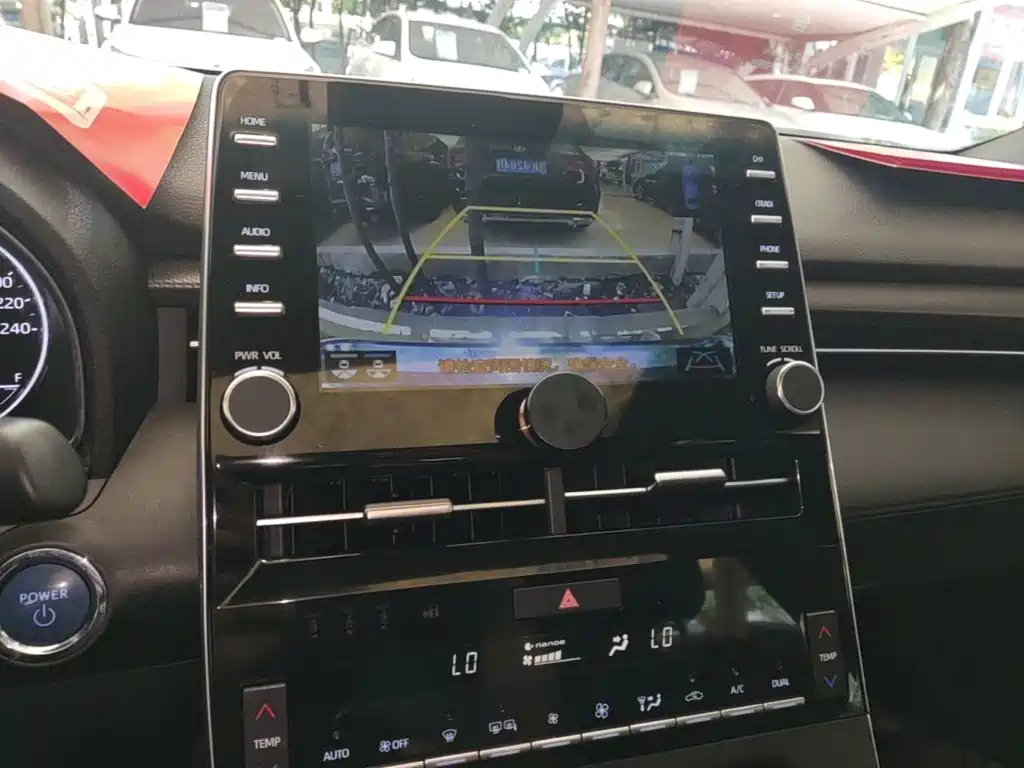 Toyota Avalon 2020 — фото 13
