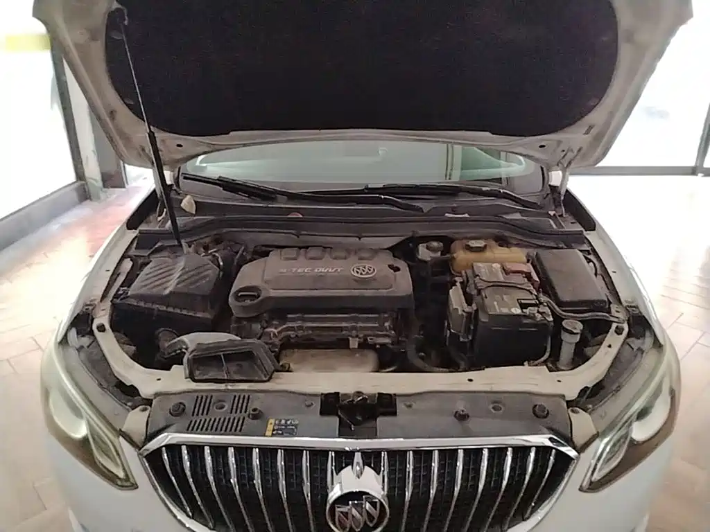 Buick Excelle 2017 — фото 20
