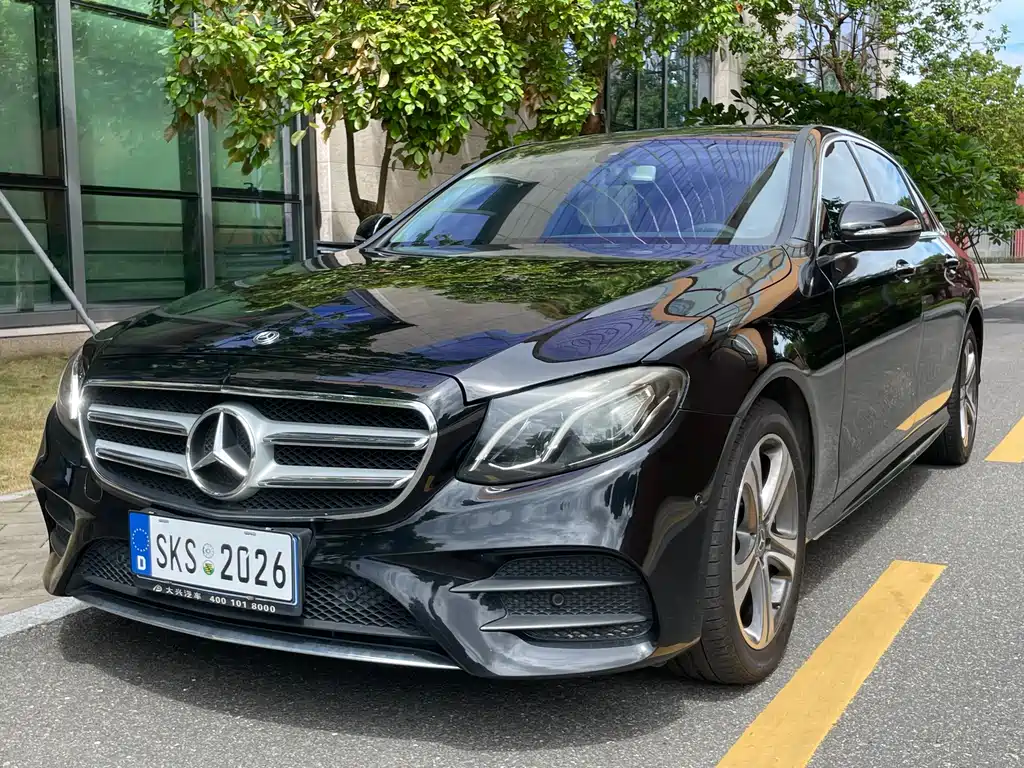 Mercedes-Benz E-Class 2017 — фото 1