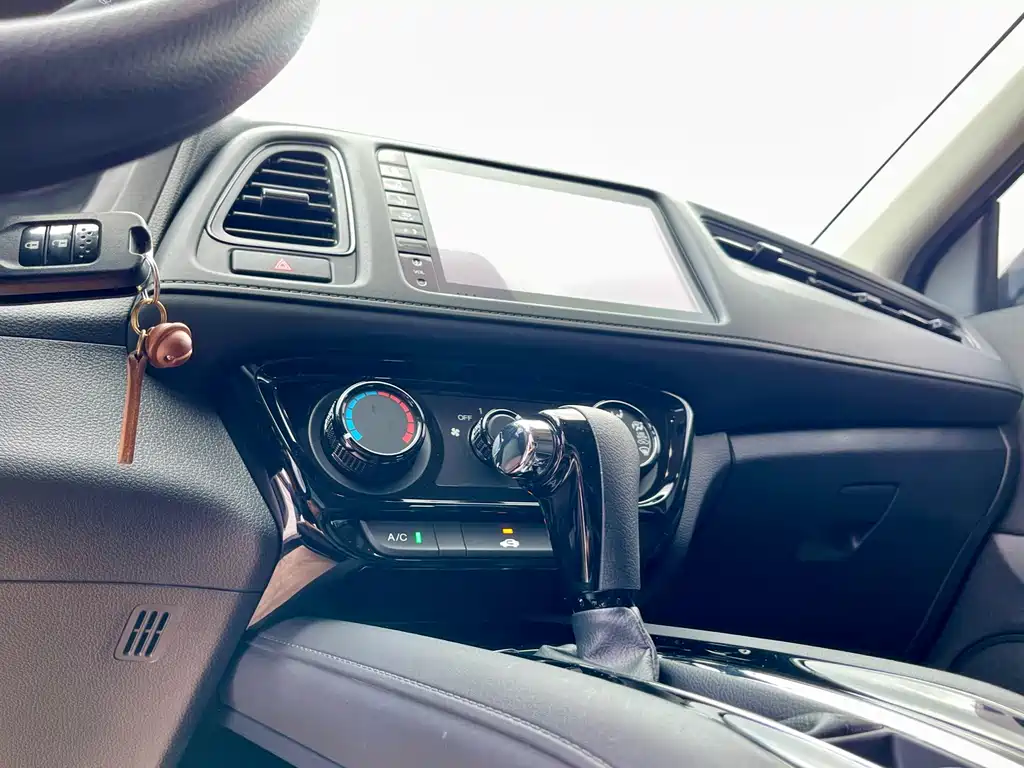 Honda Vezel 2020 — фото 15