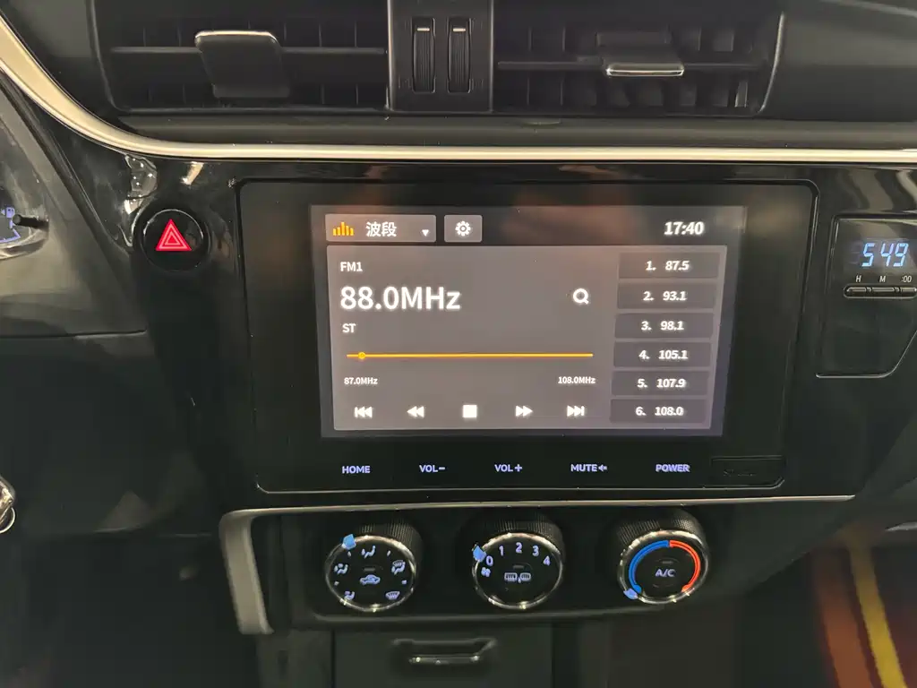 Toyota Corolla 2019 — фото 13