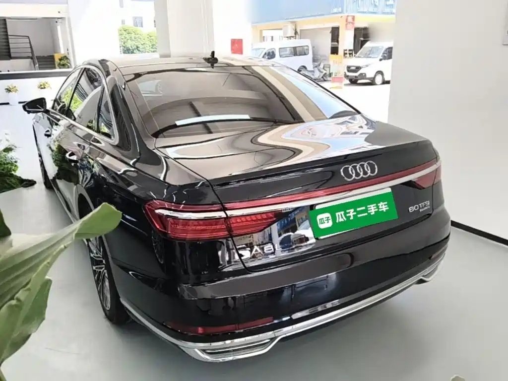 Audi A8 2021