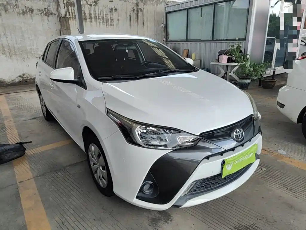 Toyota Yaris L 2016