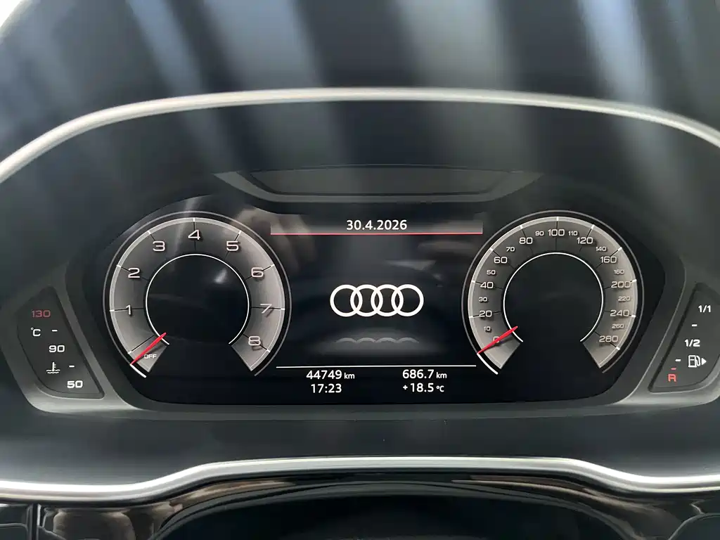 Audi Q3 2022 — фото 22