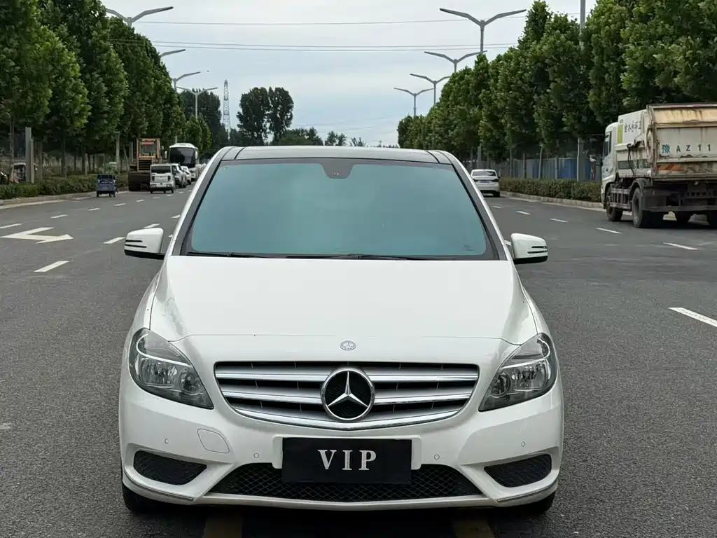 Mercedes-Benz B-Class 2013