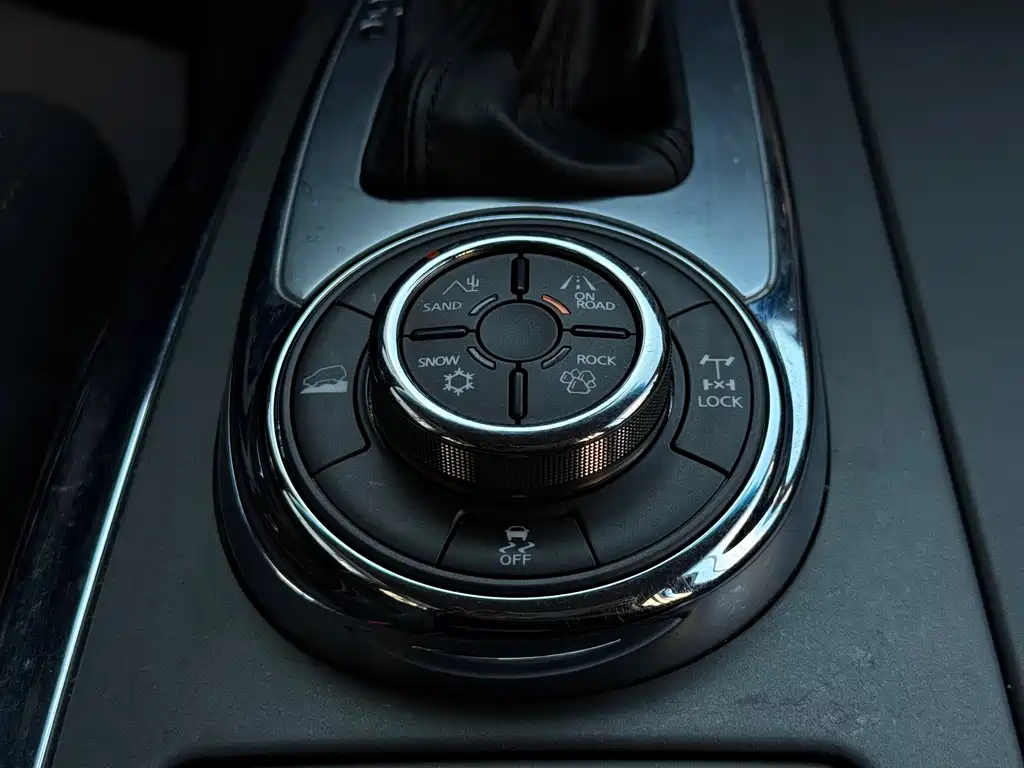 Nissan Patrol 2018 — фото 17