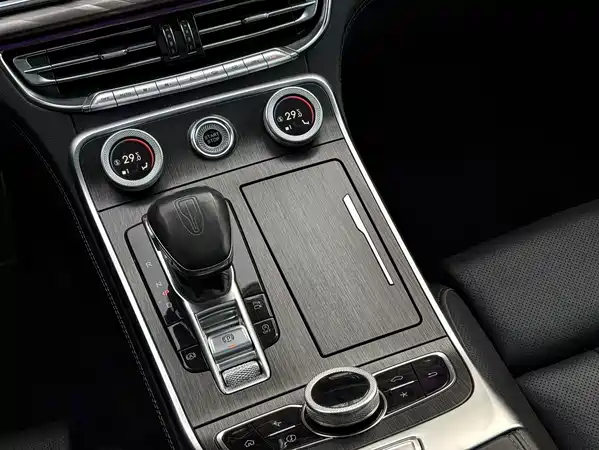 Hongqi H9 2023
